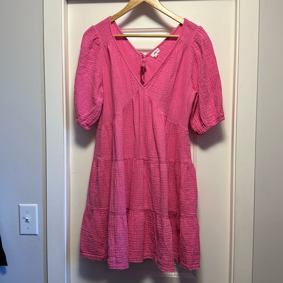 Pink aerie dress with puff sleeves - Picture 1 of 5